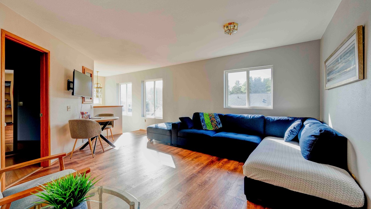 Photo of Livingroom in Westport