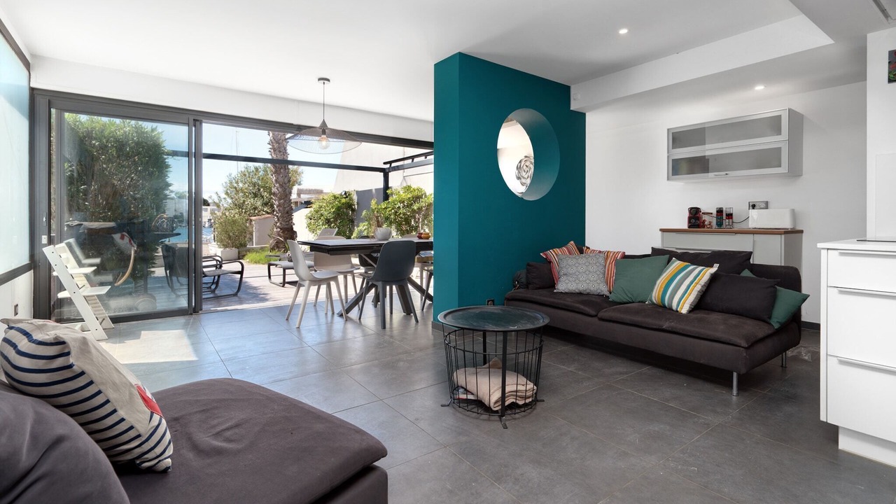 Photo of Livingroom in Le Grau-Du-Roi