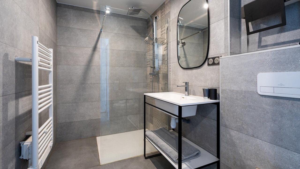 Photo of Bathroom in Le Grau-Du-Roi