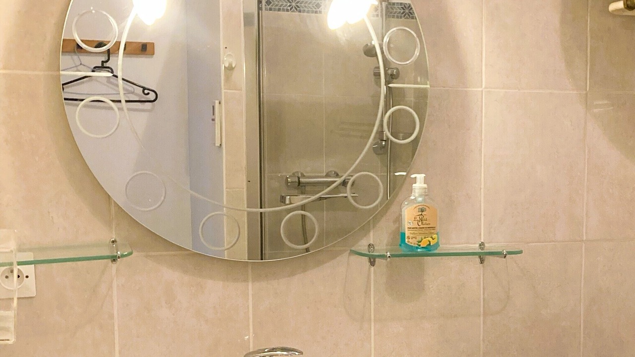 Photo of Bathroom in Les Muriers