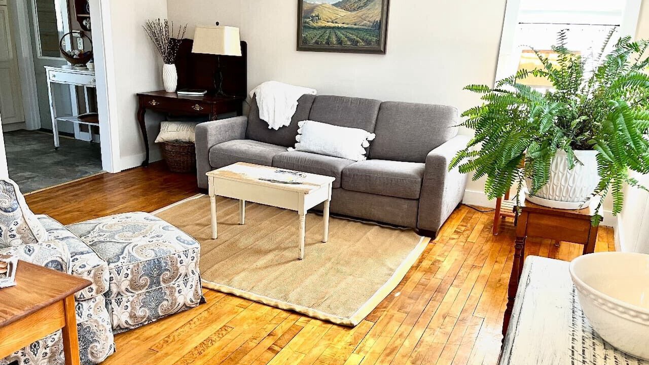 Photo of Livingroom in Eastport