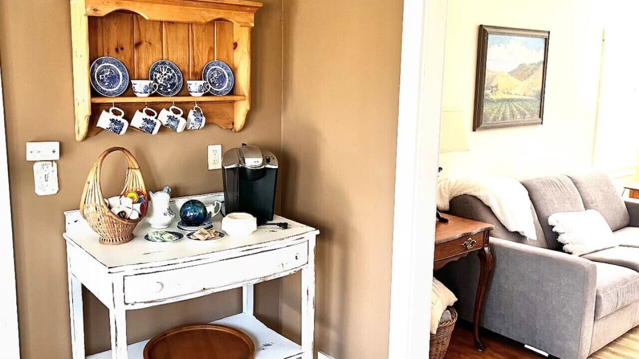 Photo of Livingroom in Eastport
