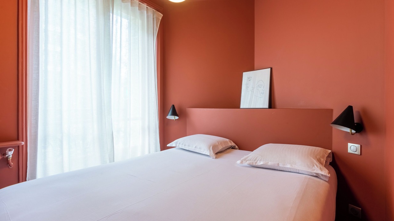Photo of Bedroom in 18th Arrondissement
