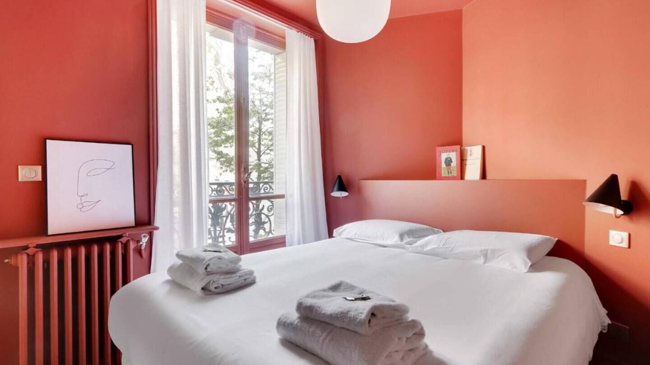 Photo of Bedroom in 18th Arrondissement