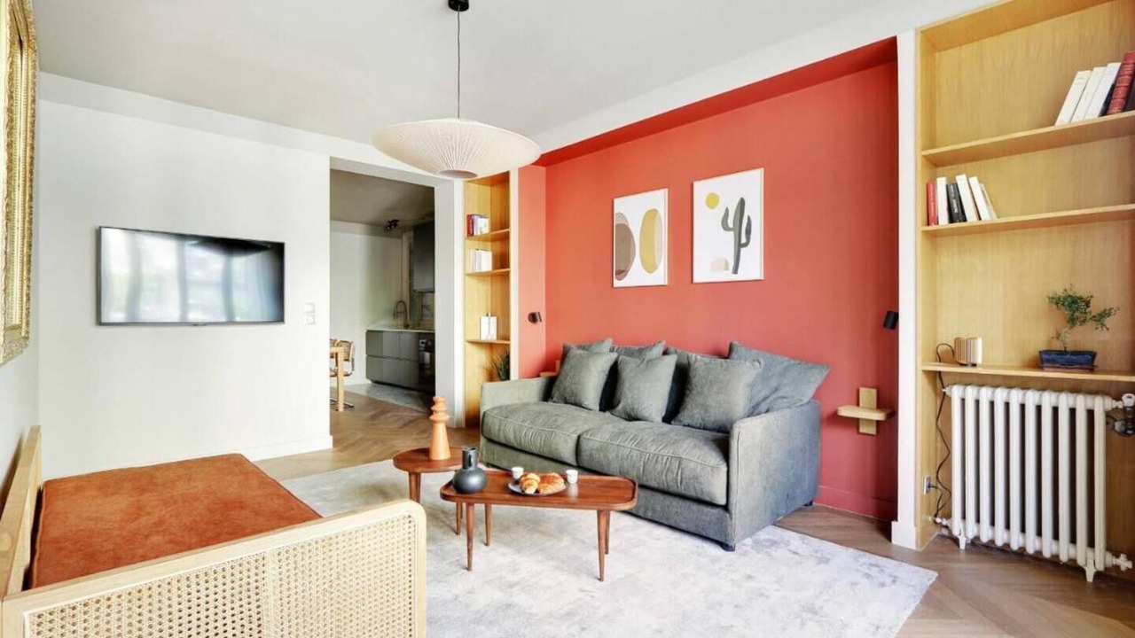 Photo of Livingroom in 18th Arrondissement