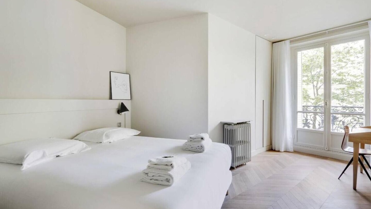 Photo of Bedroom in 18th Arrondissement