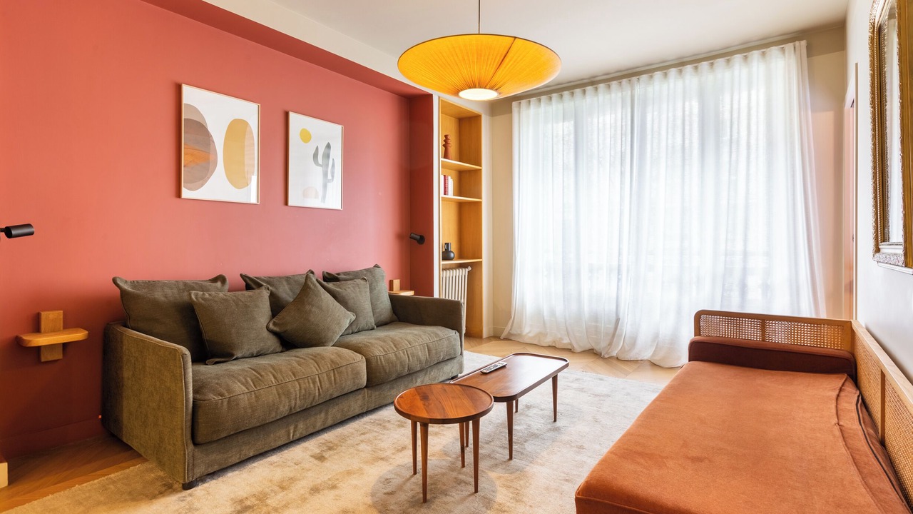 Photo of Livingroom in 18th Arrondissement