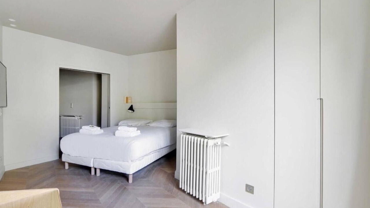Photo of Bedroom in 18th Arrondissement