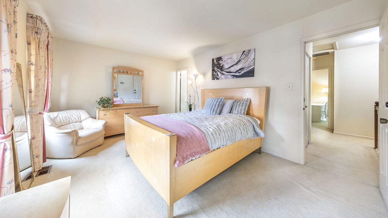 Photo of Bedroom in Lincolnia