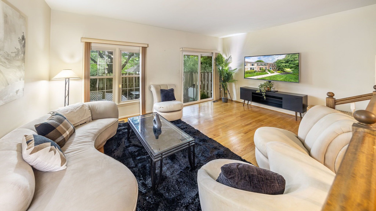 Photo of Livingroom in Lincolnia