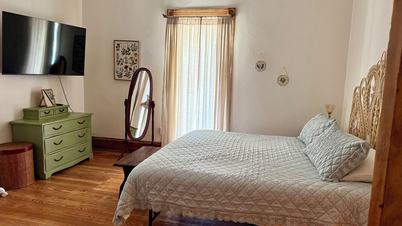 Photo of Bedroom in Amistad National Recreational Area