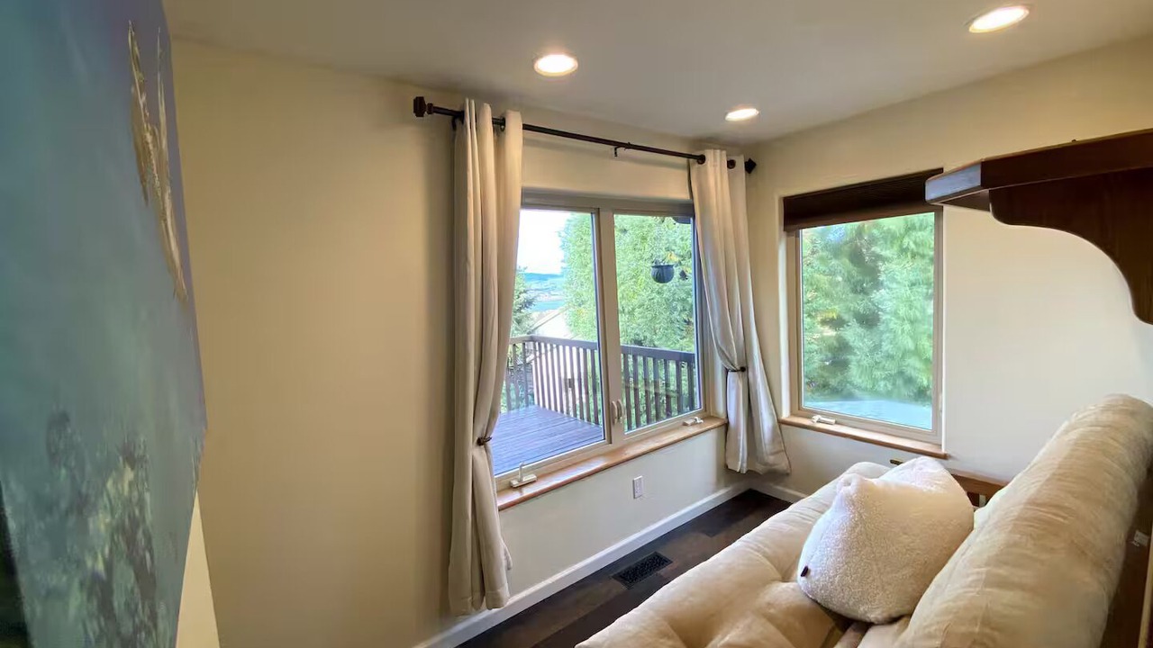 Photo of Livingroom in Carrolls