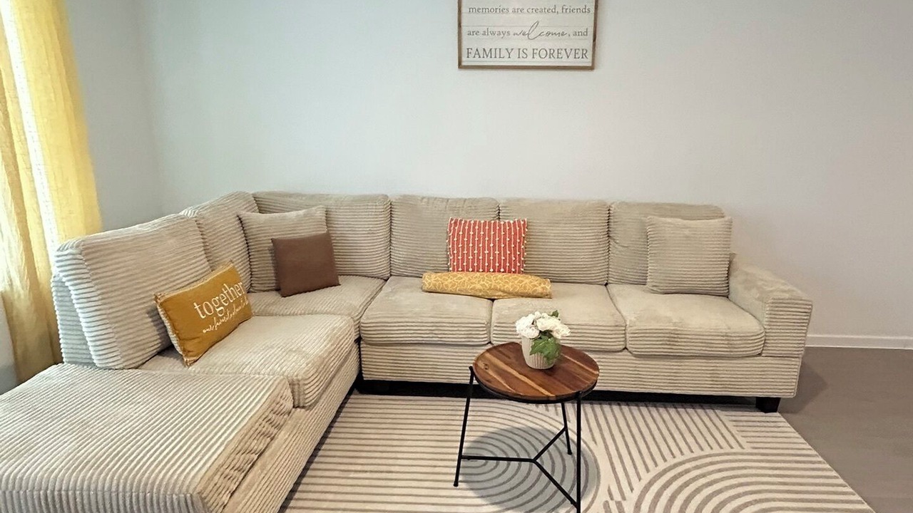Photo of Livingroom in Angleton