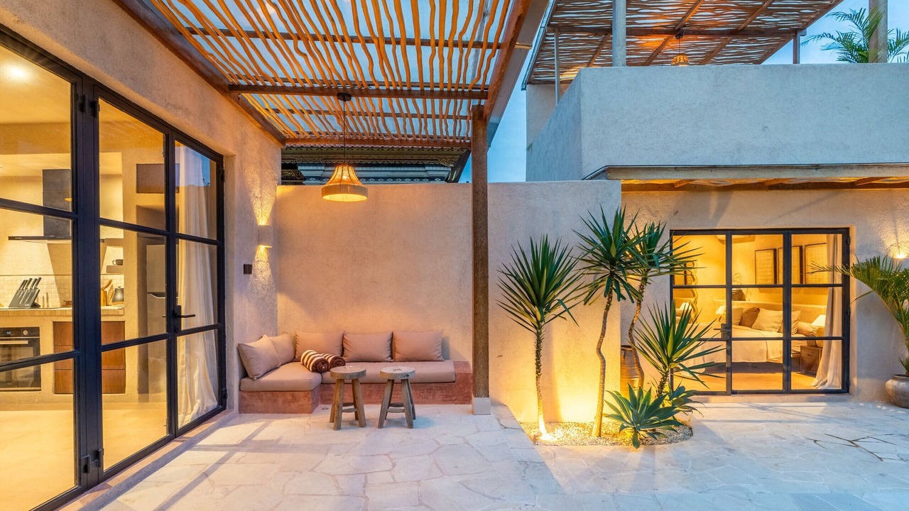 Photo of Patio Balcony in Tumbak Bayuh