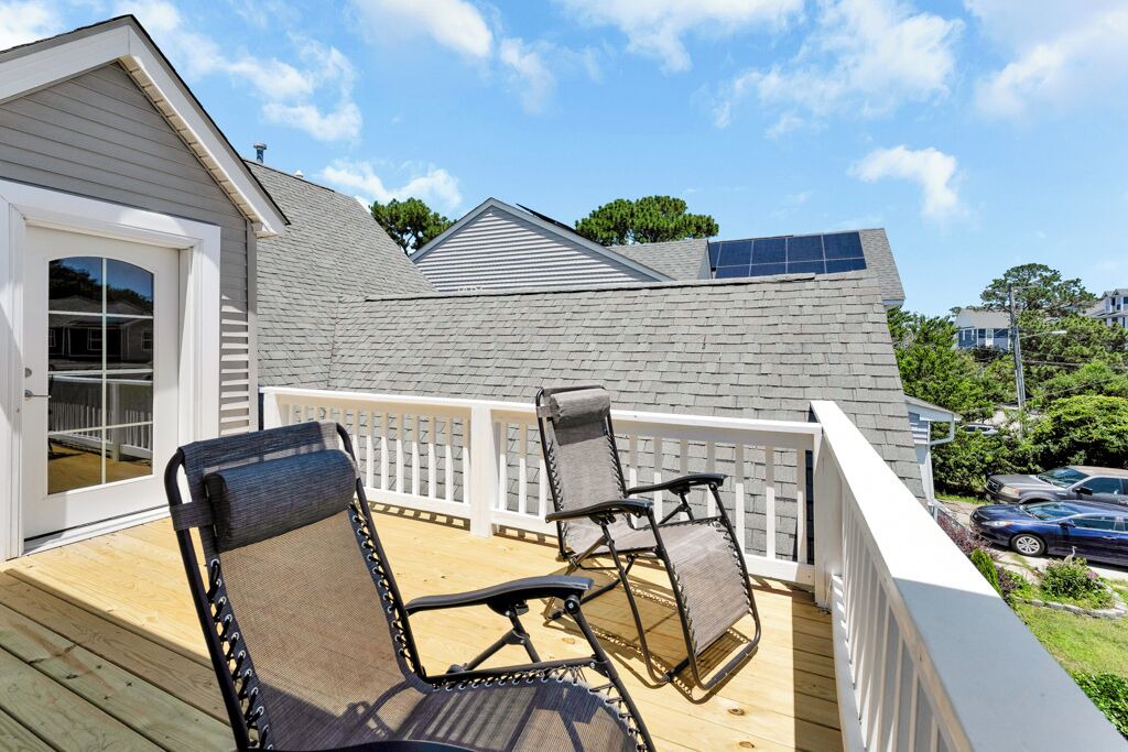 Photo of Patio Balcony in East Ocean View