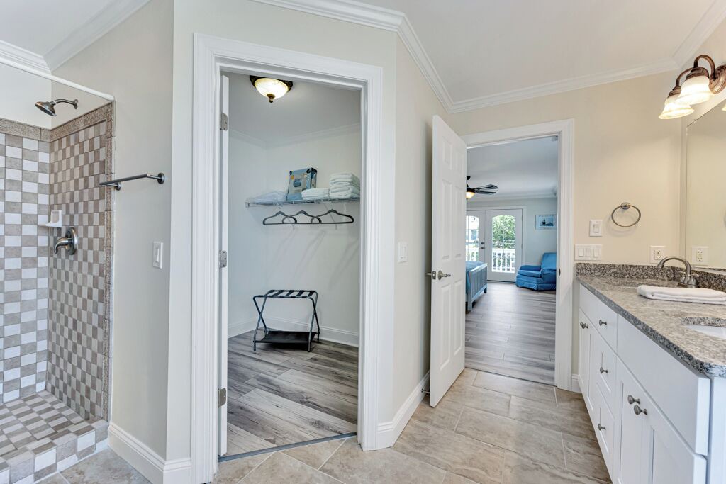 Photo of Bathroom in East Ocean View