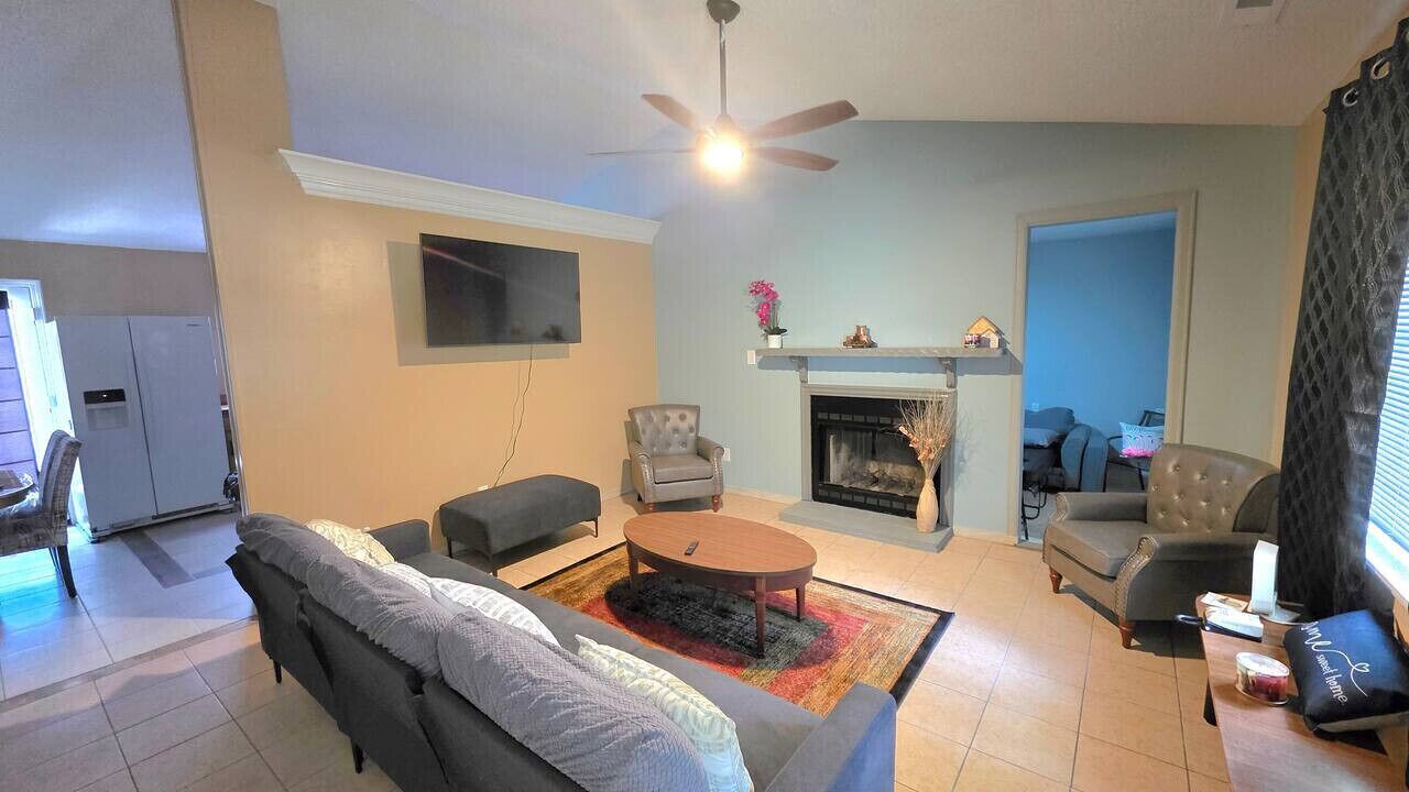 Photo of Livingroom in Hubert