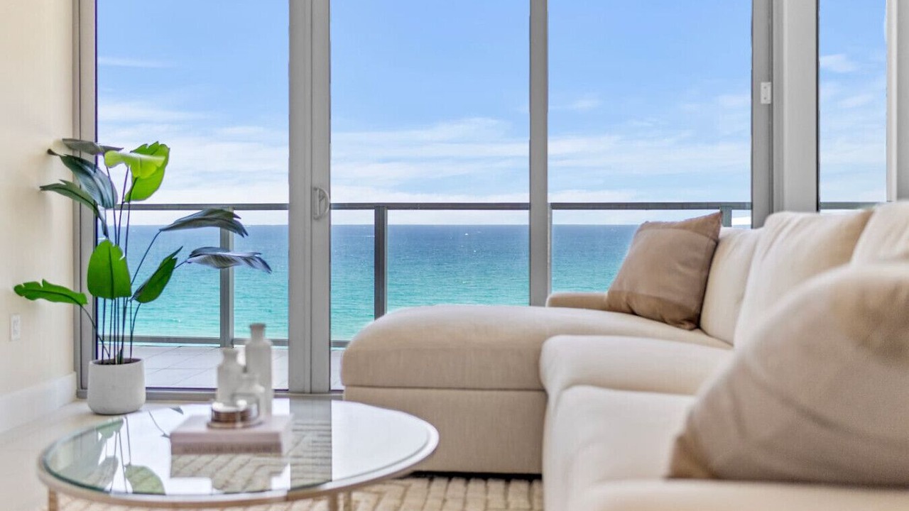 Photo of Livingroom in Singer Island