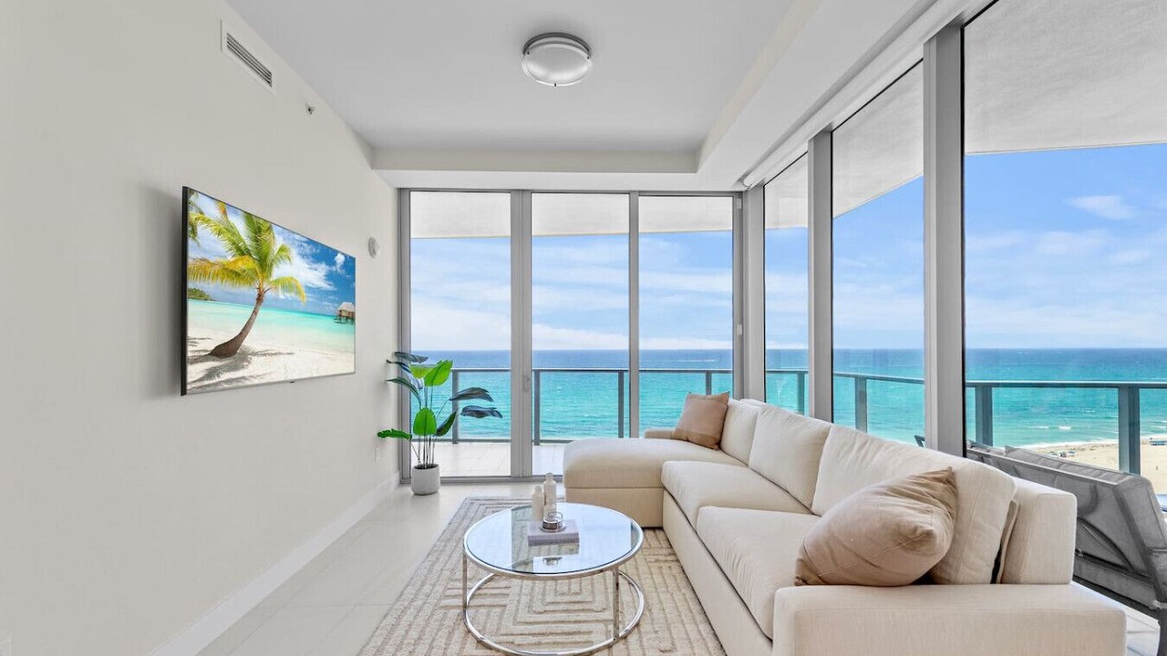 Photo of Livingroom in Singer Island
