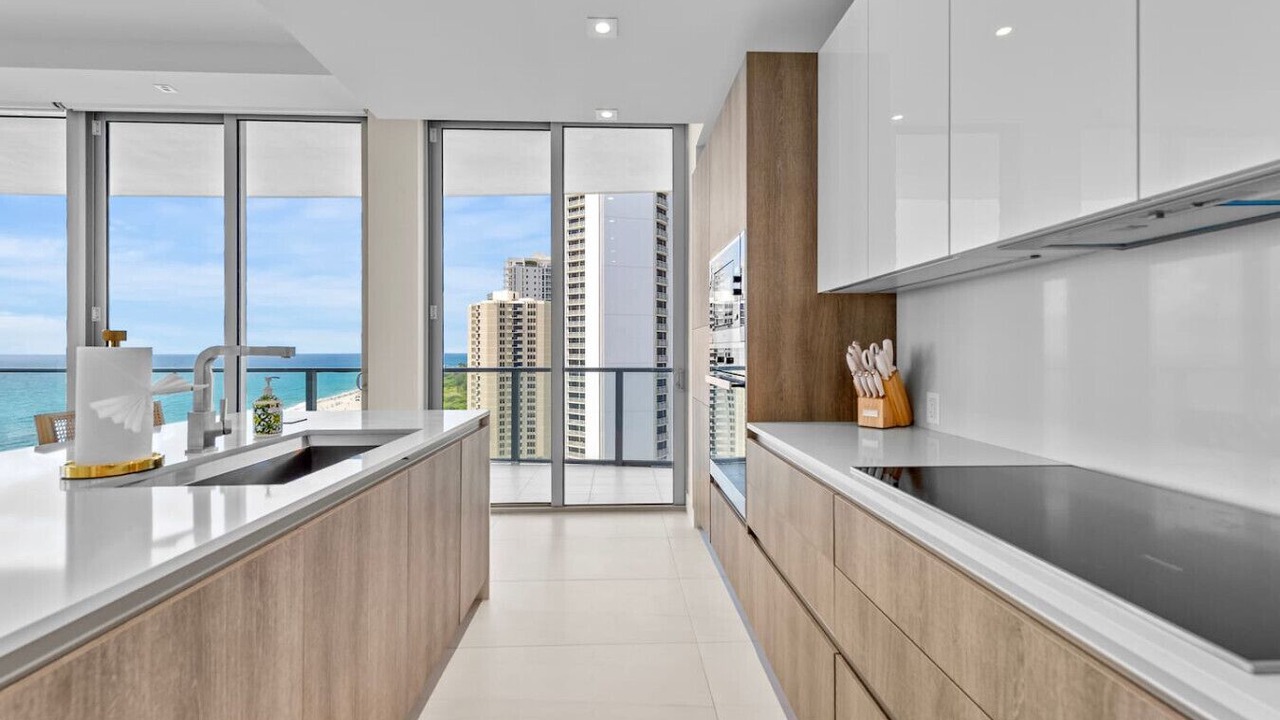 Photo of Kitchen in Singer Island