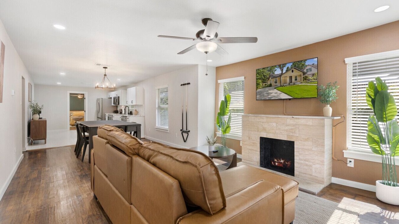 Photo of Livingroom in South Dallas - Fair Park