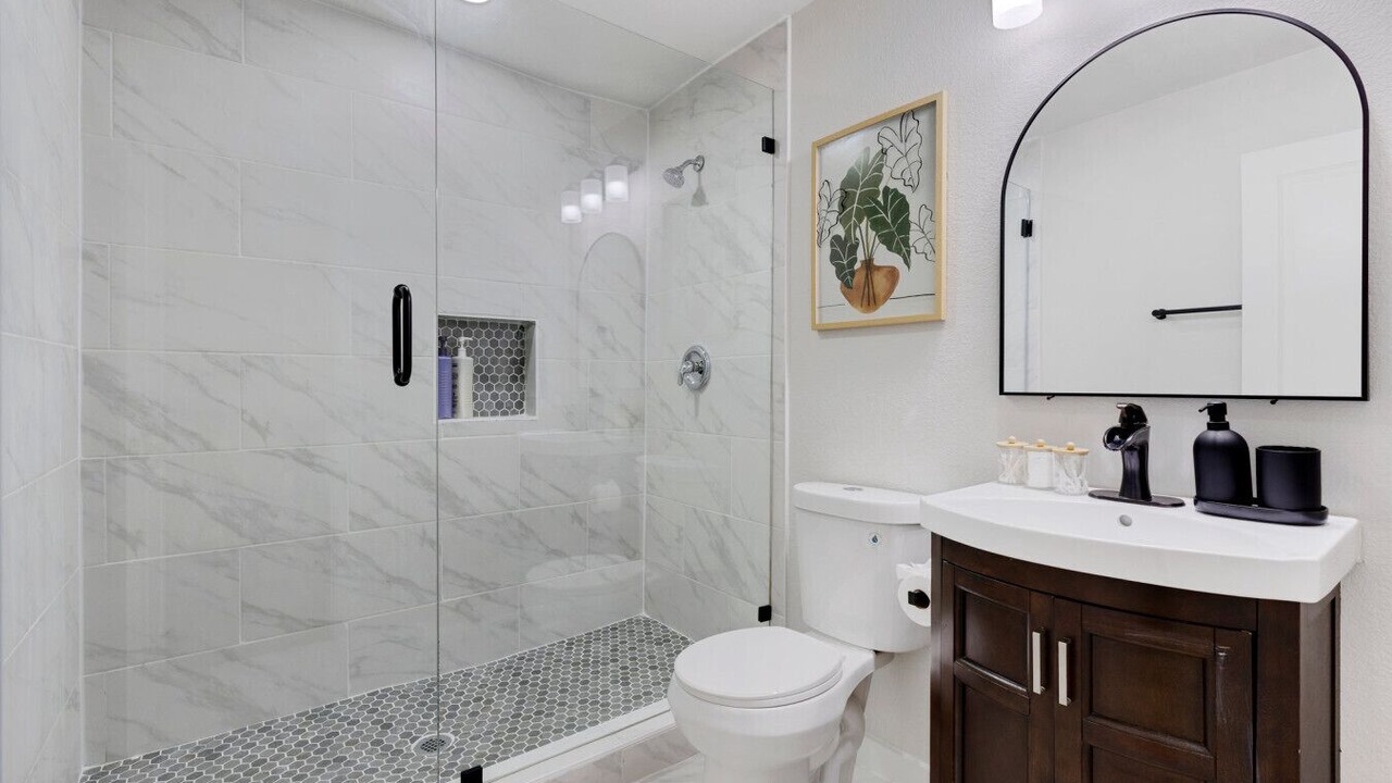 Photo of Bathroom in South Dallas - Fair Park