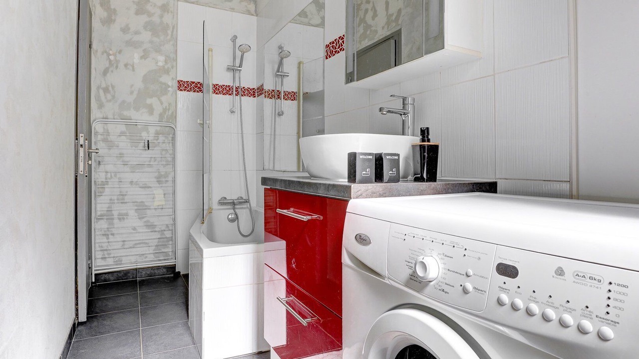Photo of Bathroom in Les Halles