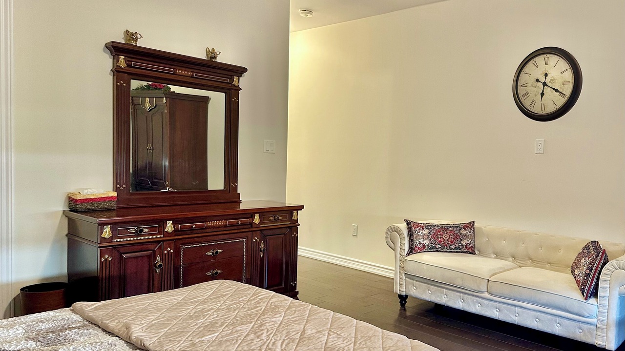 Photo of Bedroom in Thorold
