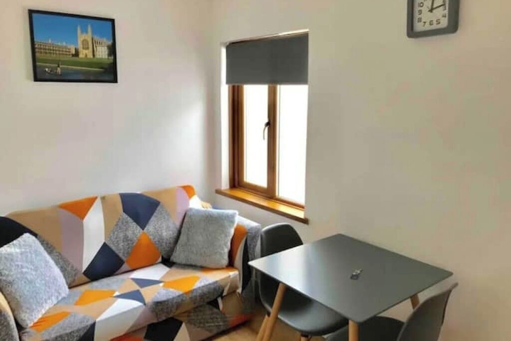 Photo of Livingroom in Cambridge