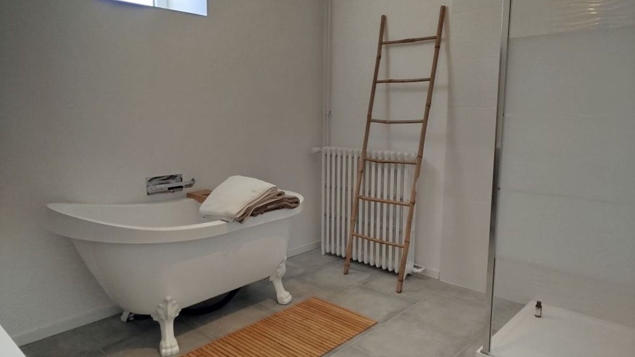 Photo of Bathroom in Paulnay
