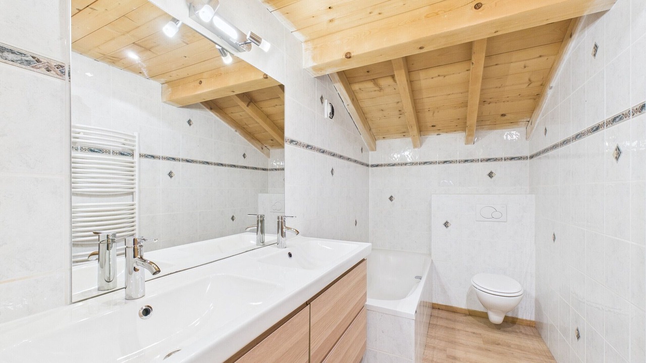 Photo of Bathroom in Les Prodains