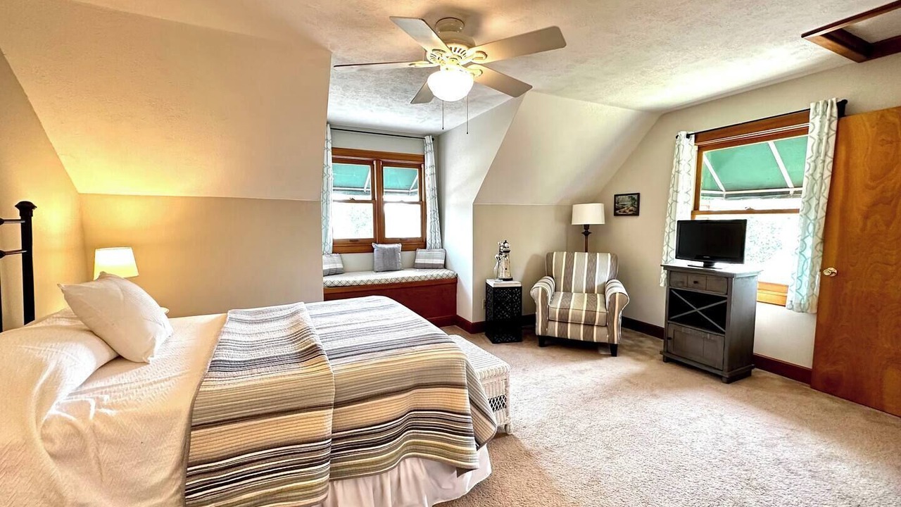 Photo of Bedroom in Conway
