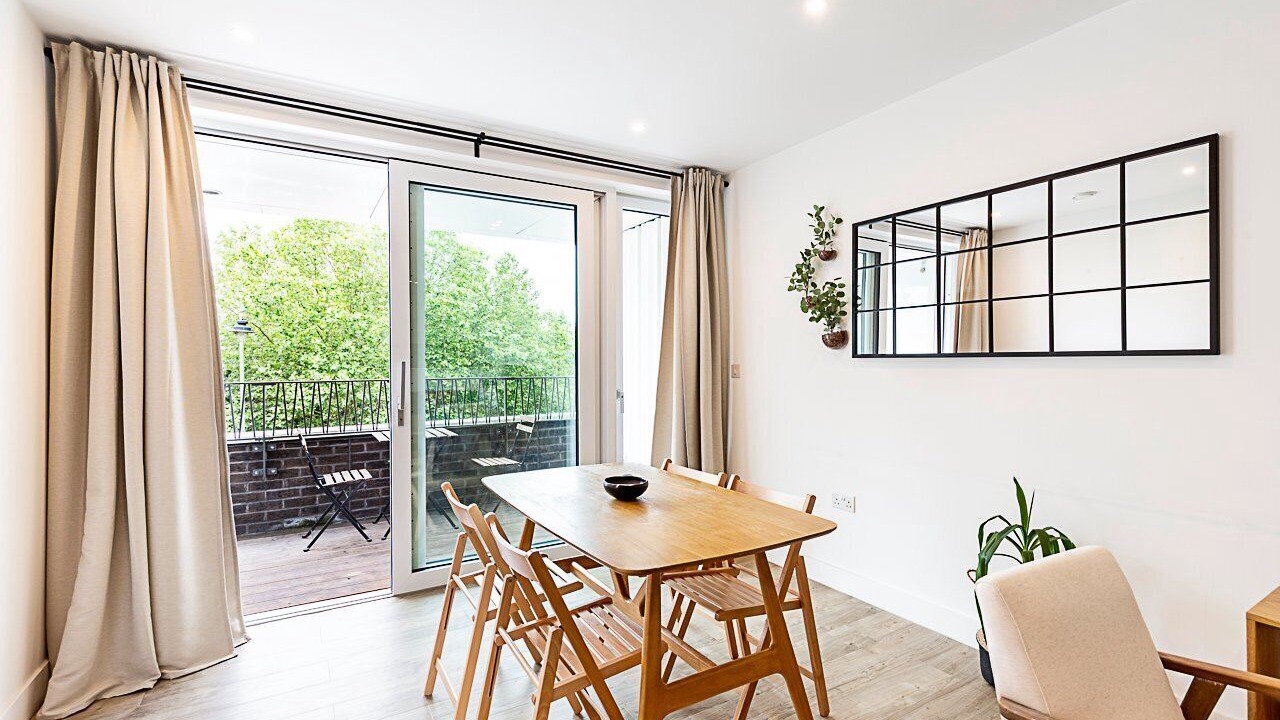 Photo of Others in Lea Bridge