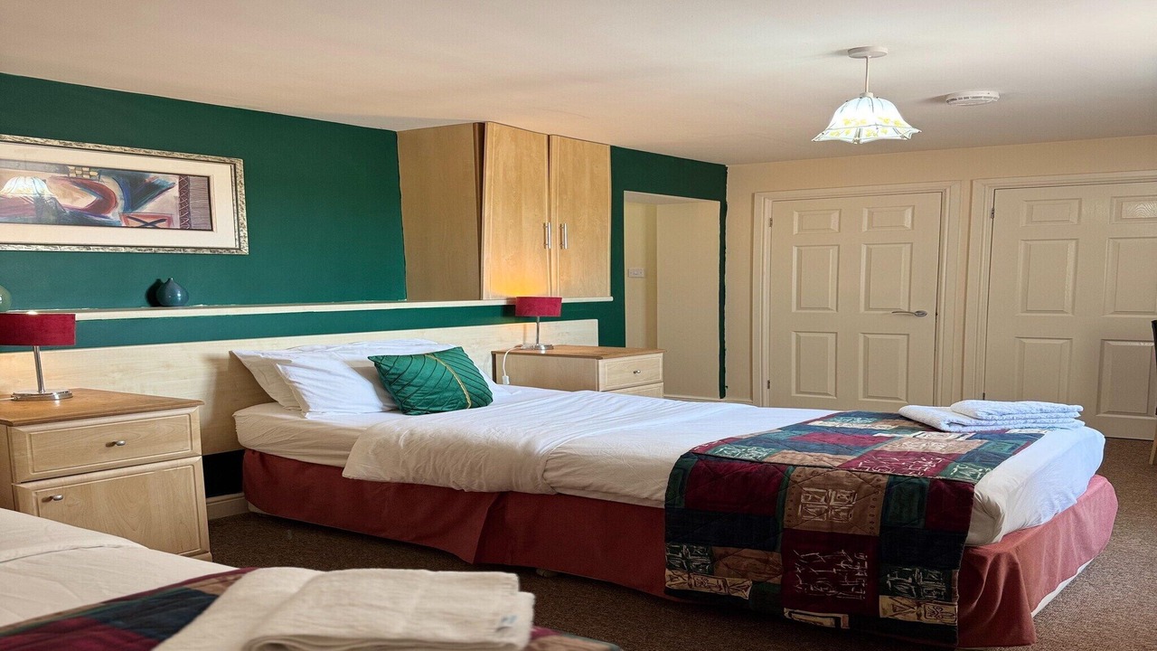 Photo of Others in West Knoyle