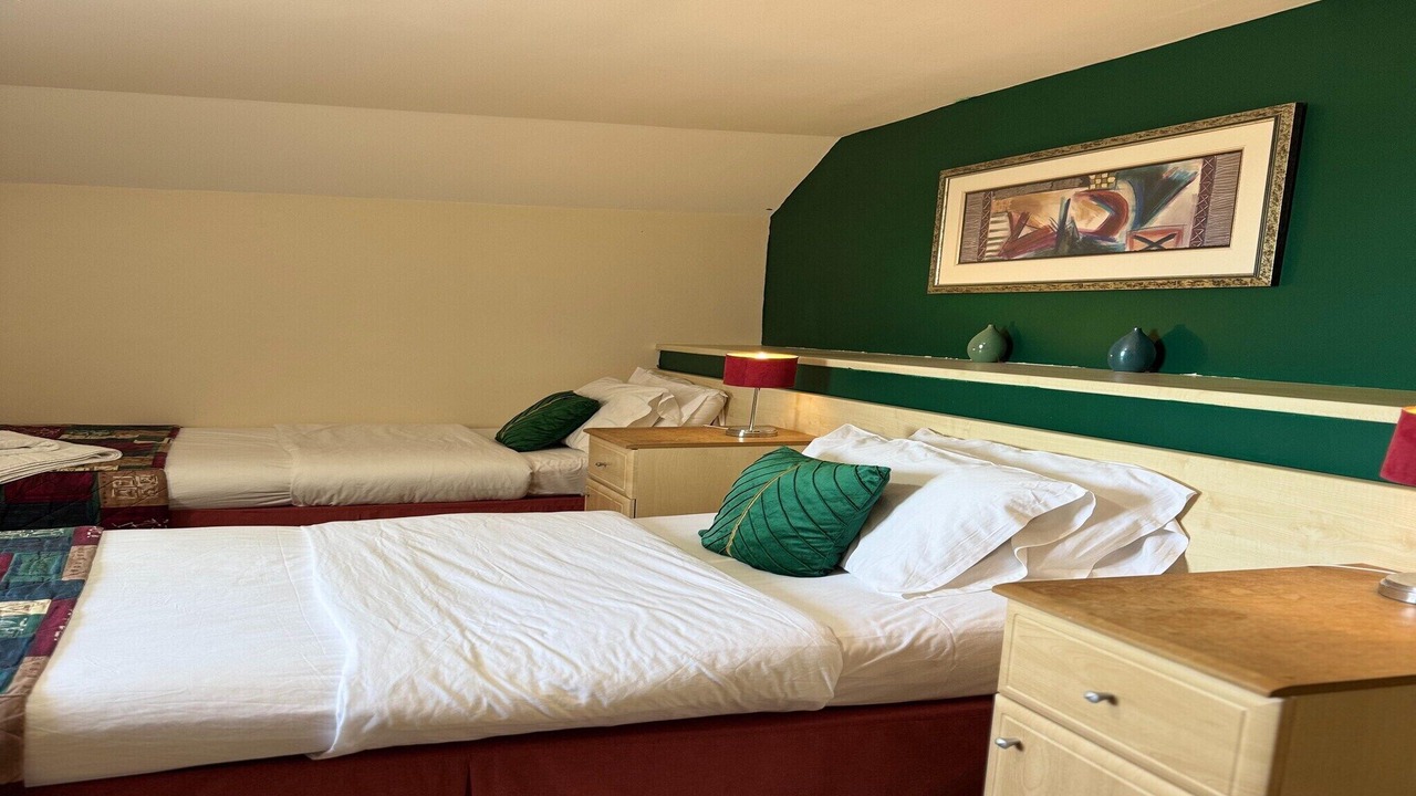 Photo of Others in West Knoyle