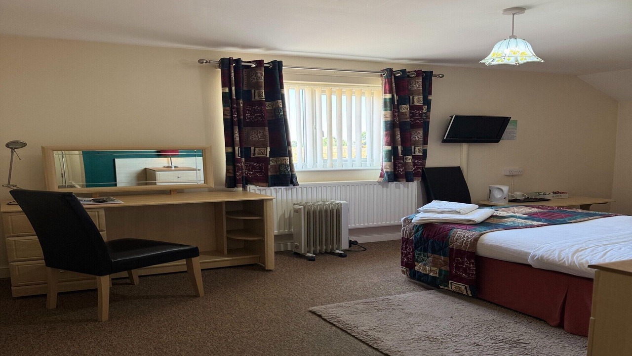 Photo of Others in West Knoyle