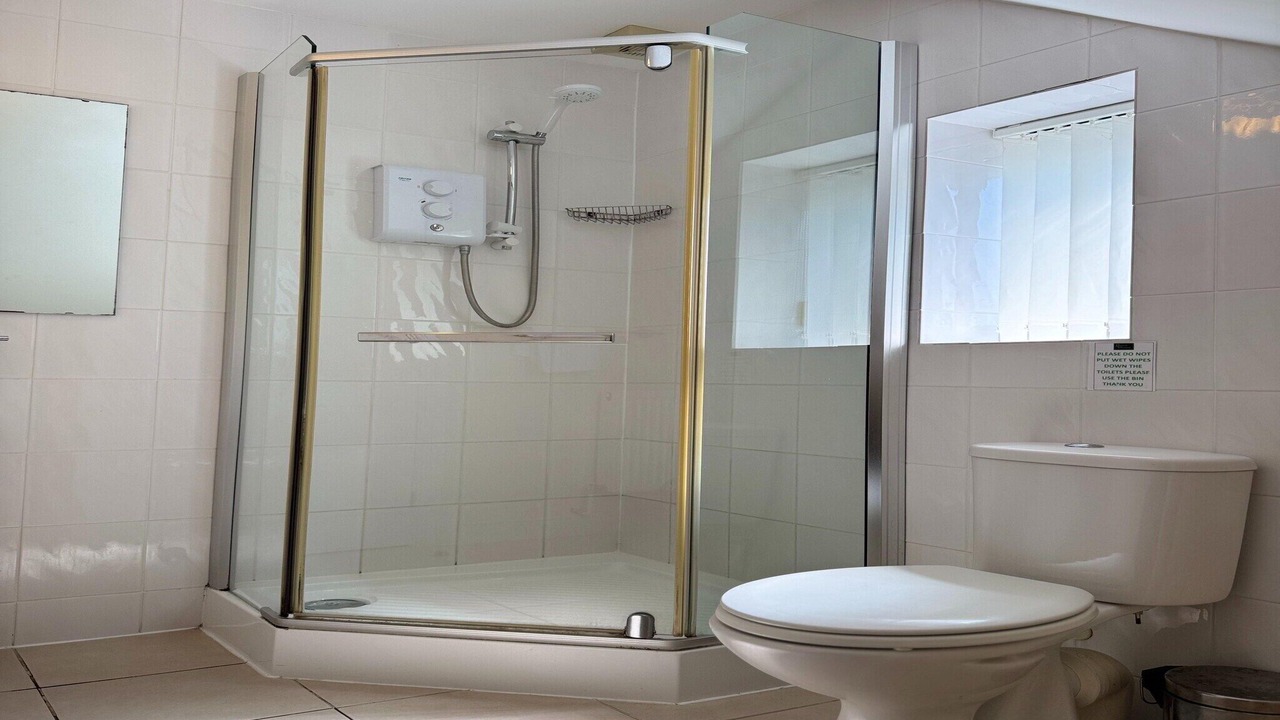 Photo of Bathroom in West Knoyle