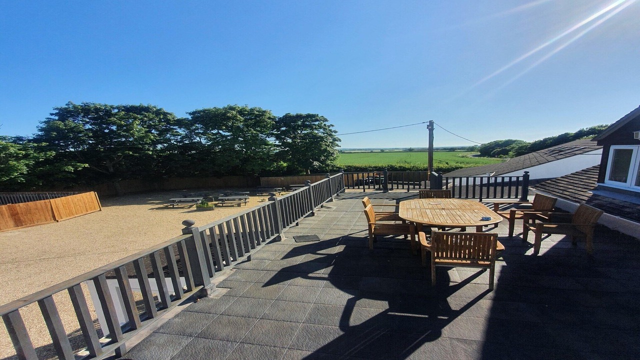 Photo of Outdoor in West Knoyle