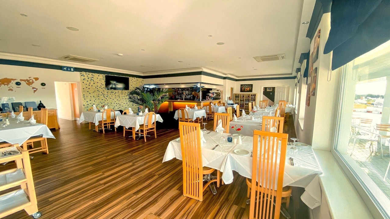 Photo of Livingroom in West Knoyle