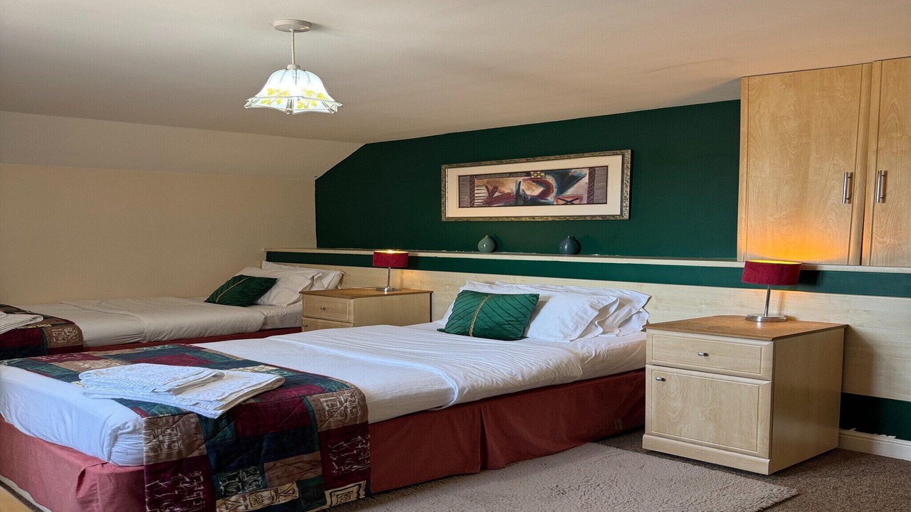 Photo of Others in West Knoyle