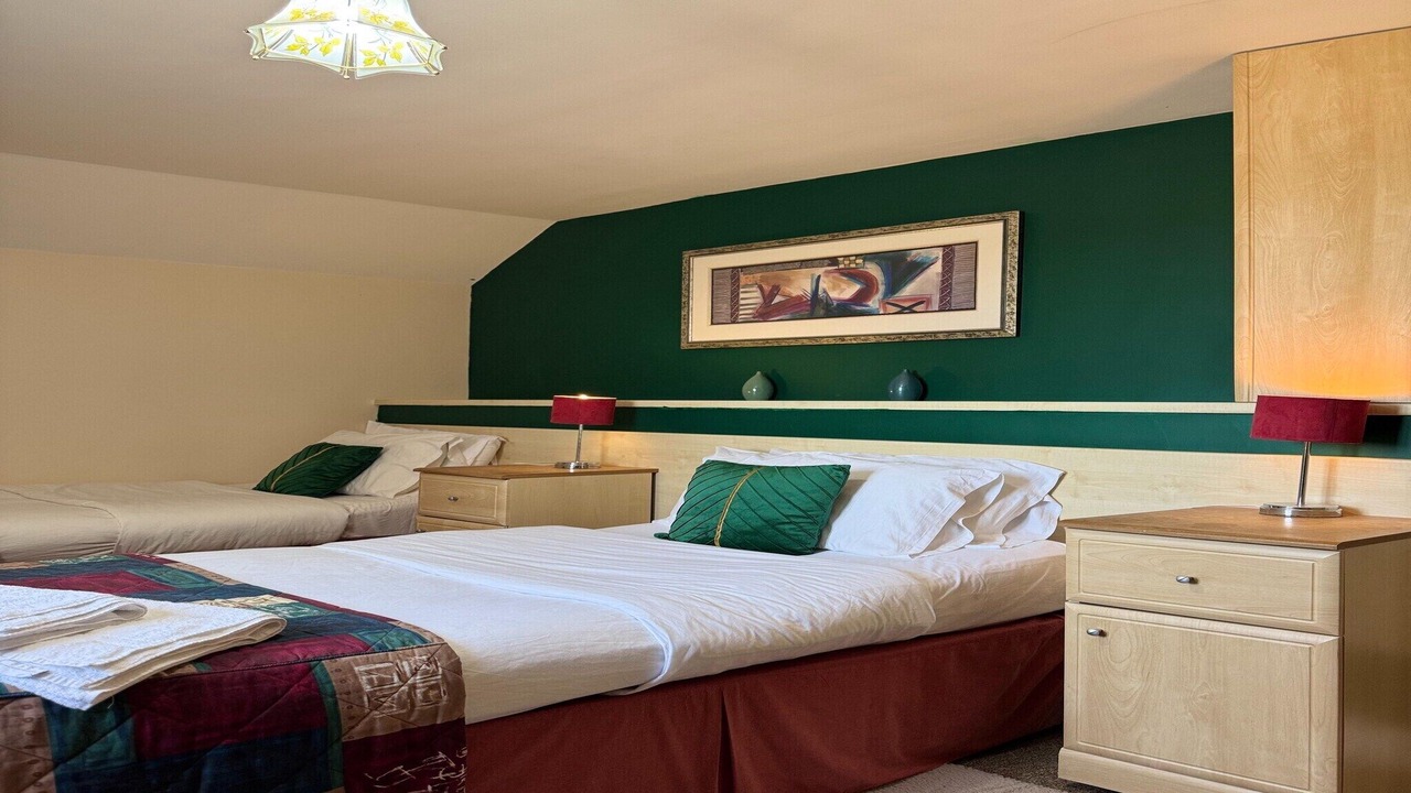 Photo of Others in West Knoyle