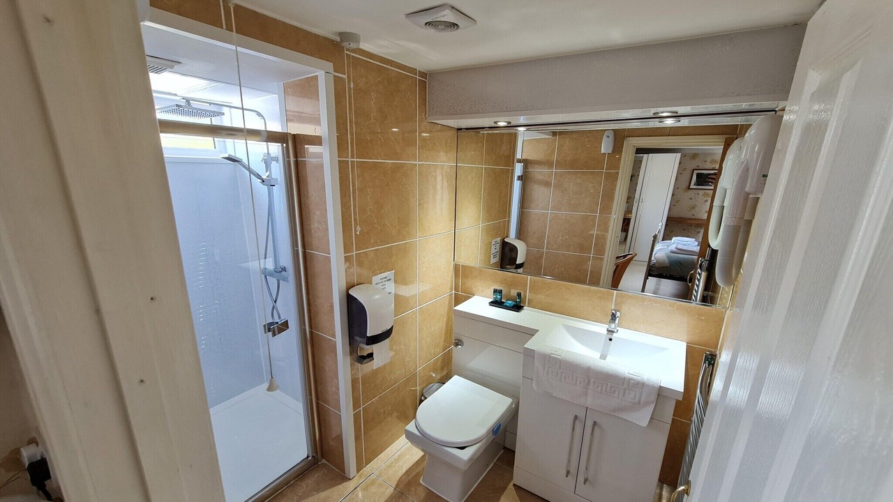 Photo of Bathroom in Ashburton