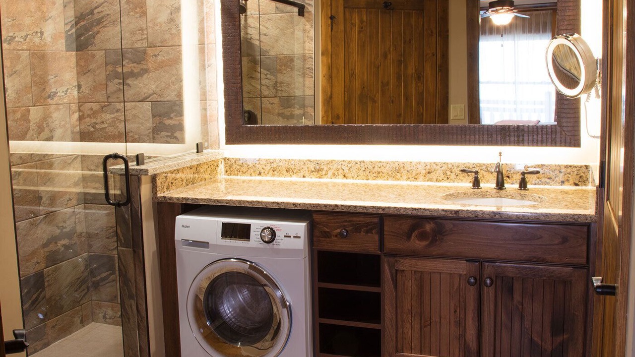 Photo of Bathroom in Gatlinburg