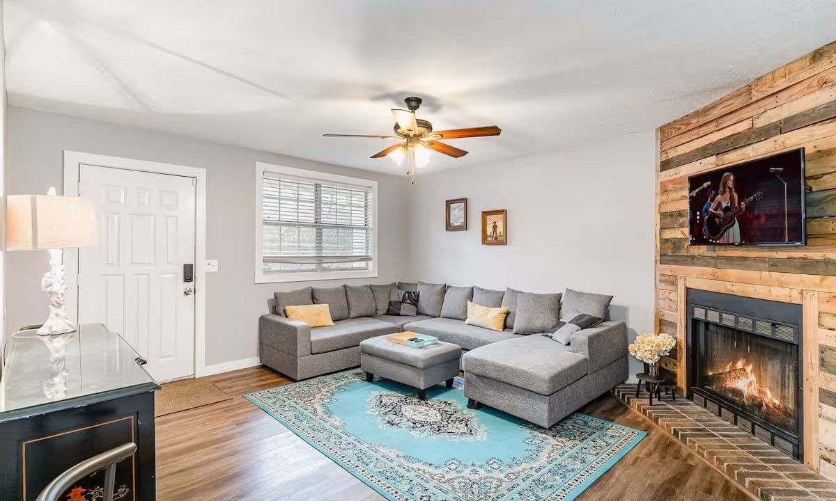 Photo of Livingroom in Nashville