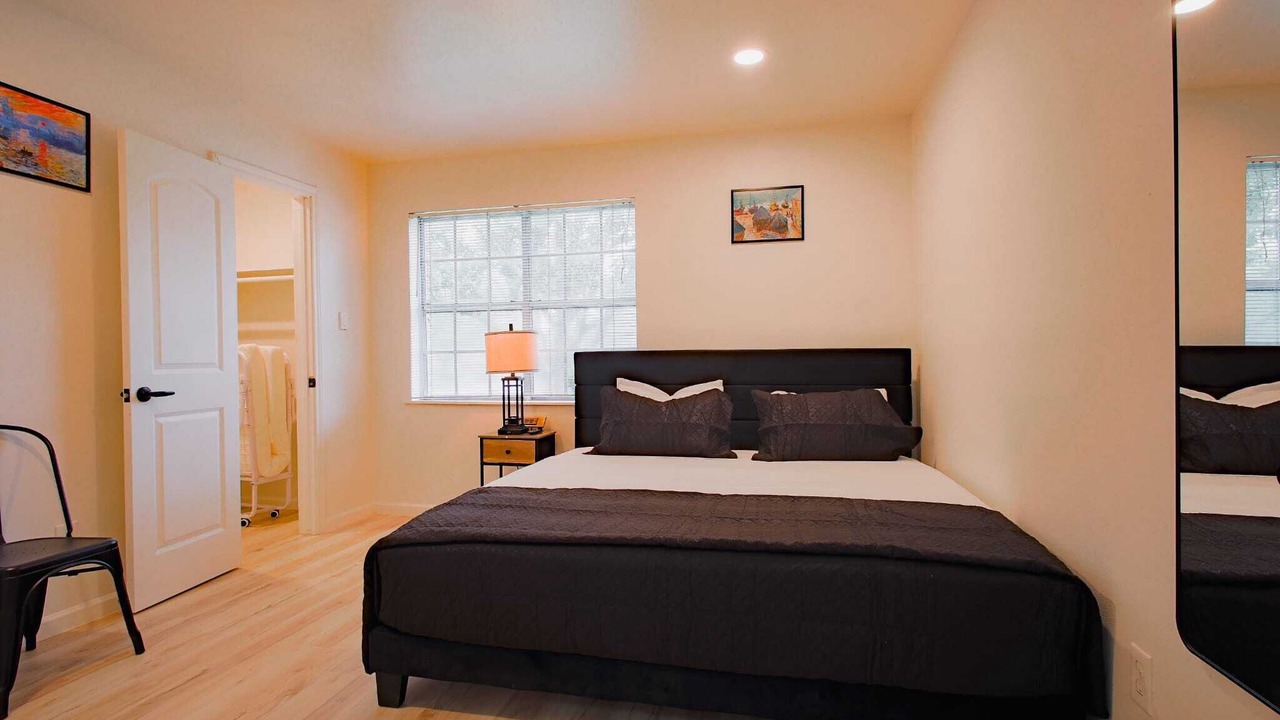 Photo of Bedroom in Greater Fondren Southwest