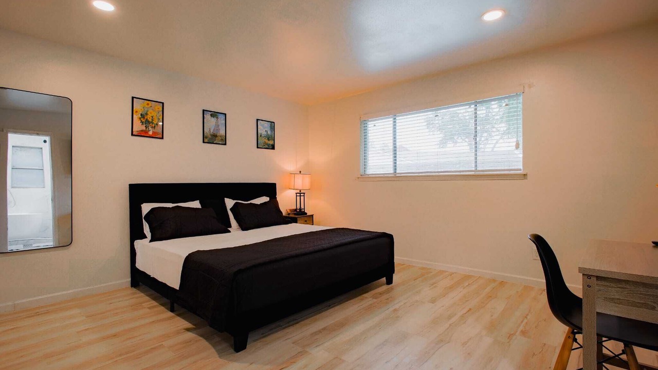 Photo of Bedroom in Greater Fondren Southwest