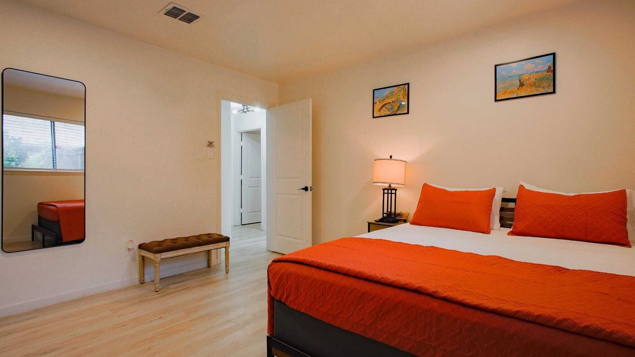 Photo of Bedroom in Greater Fondren Southwest