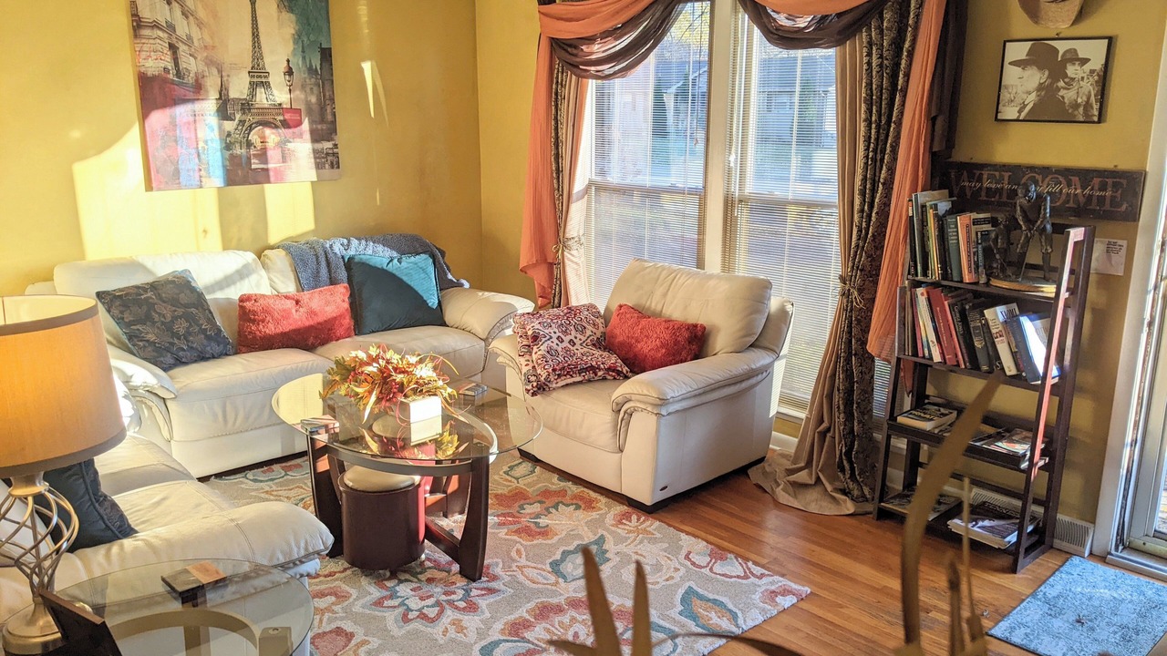 Photo of Livingroom in Green Hill