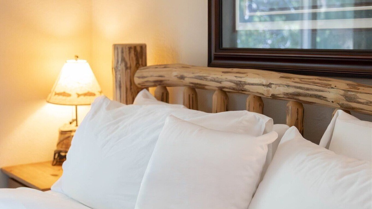 Photo of Bedroom in West Yellowstone