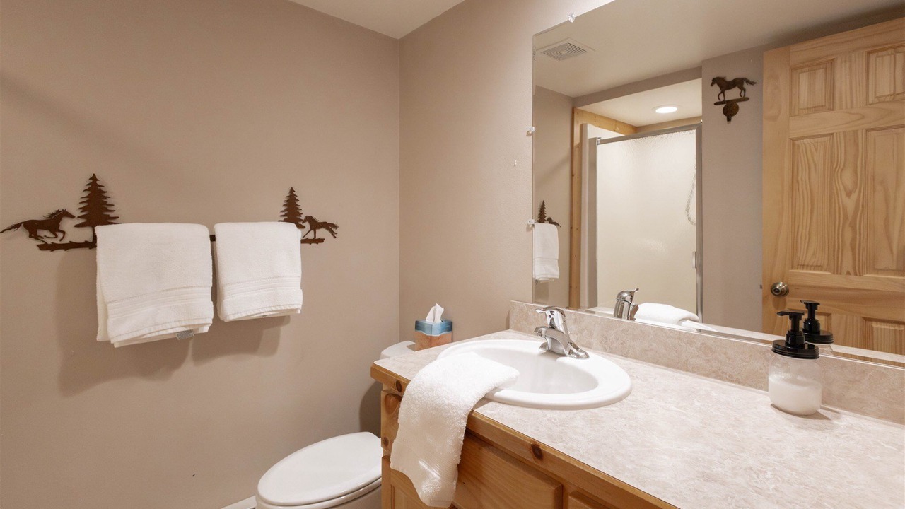 Photo of Bathroom in West Yellowstone